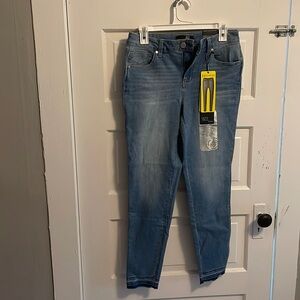 Brand new with tags skinny jeans